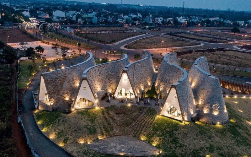 Tour Du lịch Vinh - Buôn Mê Thuột