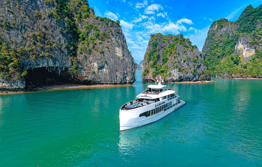 Tour Du lịch Vinh - Hạ Long Quảng Ninh
